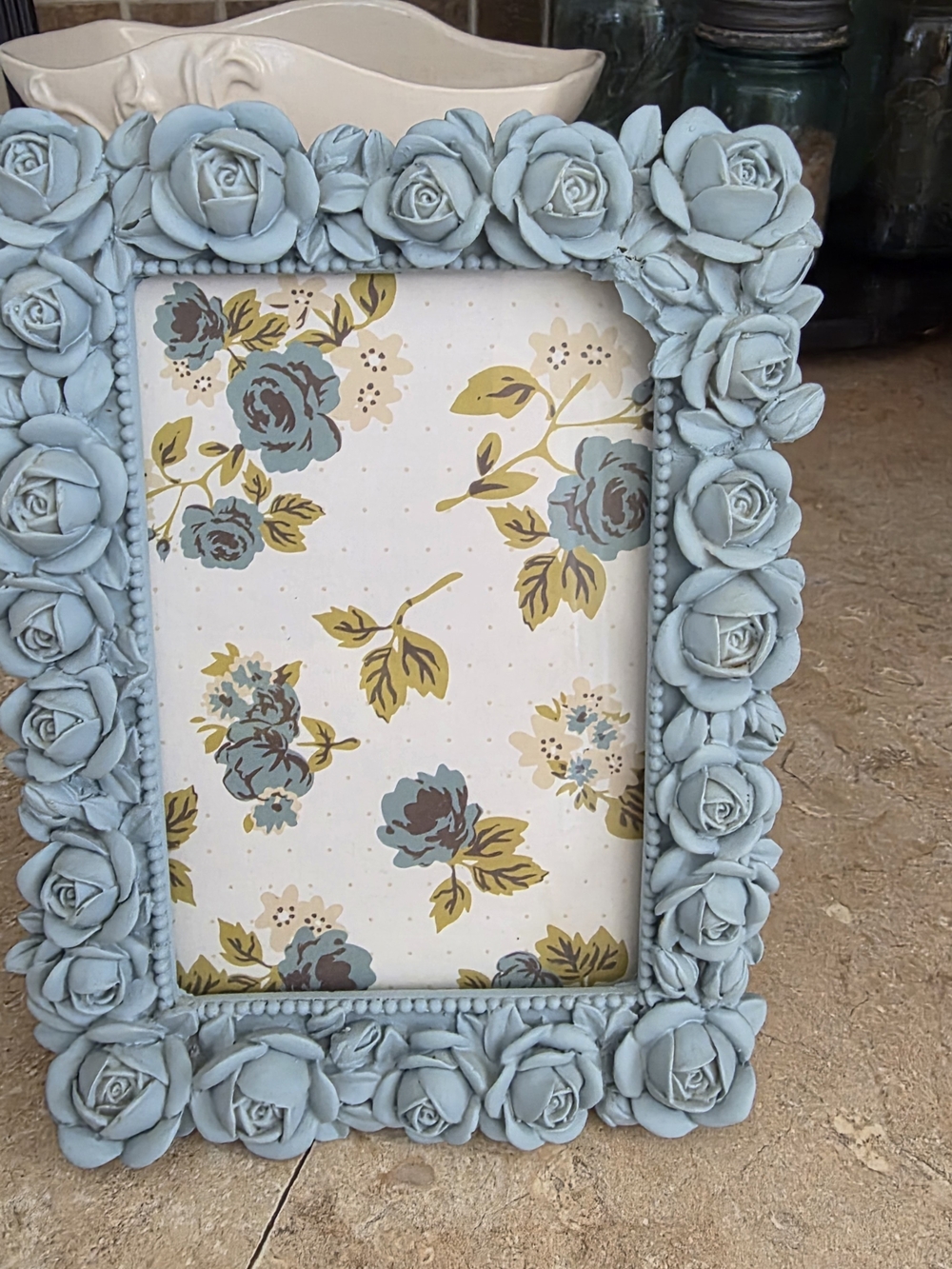 Pastel Blue Flower Frame - Picture 2 of 3